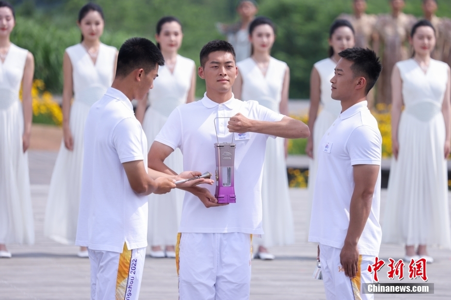 杭州亚运会火炬传递启动 多城接力科技护航奥运