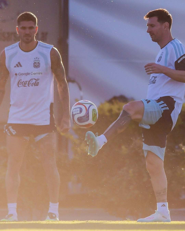 梅西正式加盟阿根廷国家队开启训练备战新征程