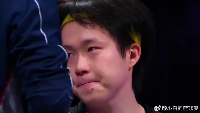 王楚钦爆冷负松岛辉空 六局鏖战暴露身体隐患