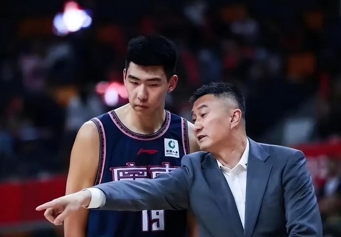 广州中锋徐昕获NBA试训邀请 西热力江：天赋与短